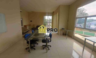 Dijual workshop/kantor 3 lantai sudah lengkap siap dipergunakan , Jatiasih bekasi