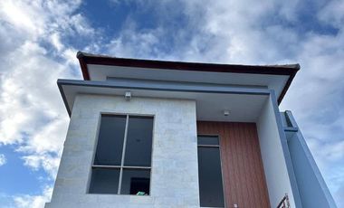 RUMAH BARU 2 LANTAI DI KAWASAN RENON, DENPASAR