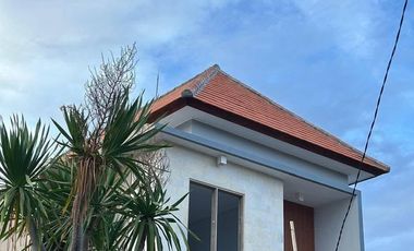 RUMAH BARU 2 LANTAI DI KAWASAN RENON, DENPASAR