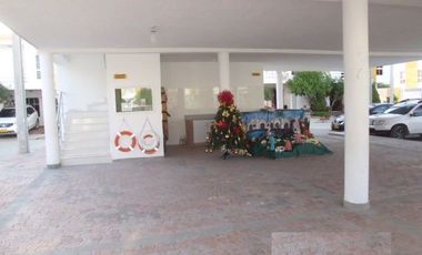 CASA DE 2 PISOS EN LUGAR RESIDENCIAL.-