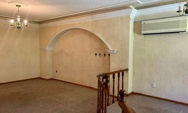 CASA DE UN PISO EN RENTA EN PRIVADA HUERTAS DEL CARMEN EL PUEBLITO QUERETARO