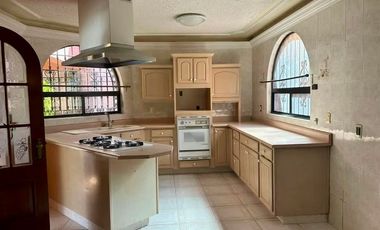 CASA DE UN PISO EN RENTA EN PRIVADA HUERTAS DEL CARMEN EL PUEBLITO QUERETARO