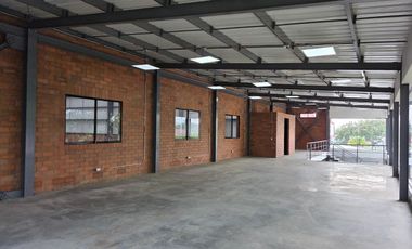 BODEGA ARRIENDO  4300 M2 ARROYOHONDO ZONA INDUSTRIAL YUMBO