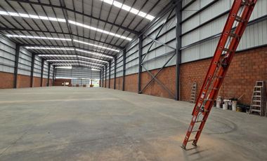BODEGA ARRIENDO  4300 M2 ARROYOHONDO ZONA INDUSTRIAL YUMBO