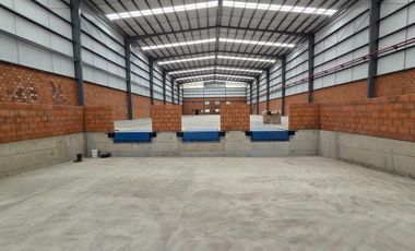 BODEGA ARRIENDO  4300 M2 ARROYOHONDO ZONA INDUSTRIAL YUMBO