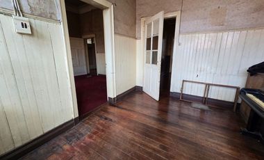 Arriendo Comercial – Casa de Gran Superficie en Avenida Carampangue
