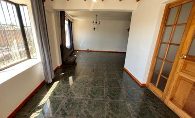 SE VENDE PROPIEDAD DE MATERIAL SOLIDO