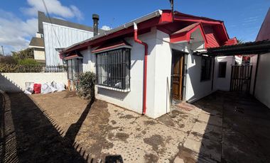 SE VENDE PROPIEDAD DE MATERIAL SOLIDO