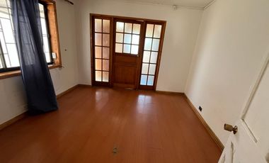 SE VENDE PROPIEDAD DE MATERIAL SOLIDO