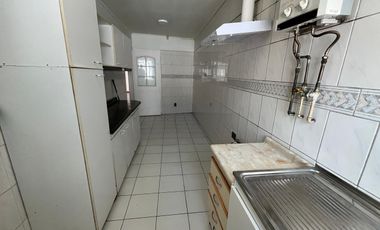 SE VENDE PROPIEDAD DE MATERIAL SOLIDO