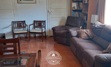 VENDE CASA USO COMERCIAL -. EXCELENTE UBICACION