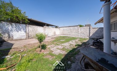 Arrienda CASA, gran patio, remodelada