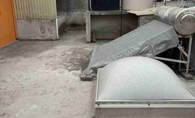 EXCELENTE PROPIEDAD PARA INVERTIR  (2 DEPARTAMENTOS Y LOCAL)