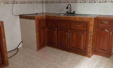 EXCELENTE PROPIEDAD PARA INVERTIR  (2 DEPARTAMENTOS Y LOCAL)