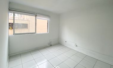 SE ARRIENDA PRACTICA OFICINA