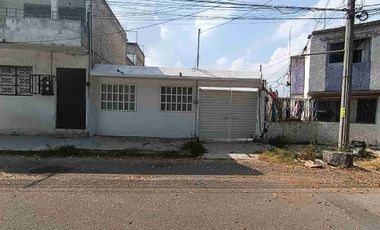 Bonita casa con sótano