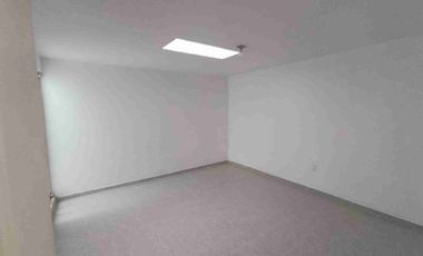 Bonita casa con sótano