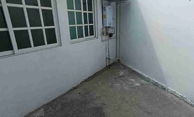 Bonita casa con sótano