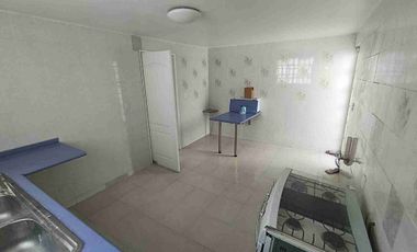 Bonita casa con sótano