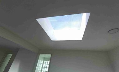 Bonita casa con sótano