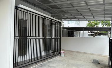 DIJUAL RUMAH KOMPLEK PARK AVENUE SAKO KENTEN PALEMBANG