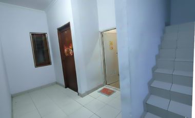 Hunian Minimalis 3 Lantai Area Asia Baru Duri Kepa Jakarta Barat