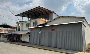 VENDO CASA INDEPENDIENTE EN PORTOVEJO