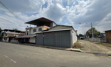 VENDO CASA INDEPENDIENTE EN PORTOVEJO