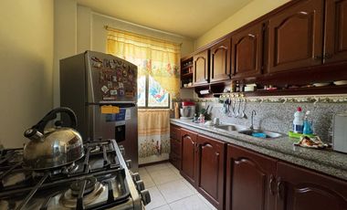 VENDO CASA INDEPENDIENTE EN PORTOVEJO