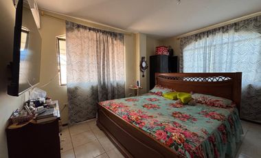 VENDO CASA INDEPENDIENTE EN PORTOVEJO