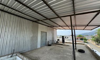 VENDO CASA INDEPENDIENTE EN PORTOVEJO