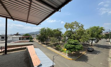 VENDO CASA INDEPENDIENTE EN PORTOVEJO