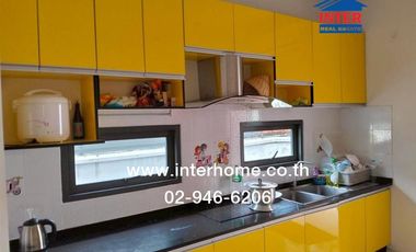 Two-story detached house, 83.3 sq.wah, Thanaphirom Village, Navanakorn, Phaholyothin Road, Khlong Luang, Pathum Thani.