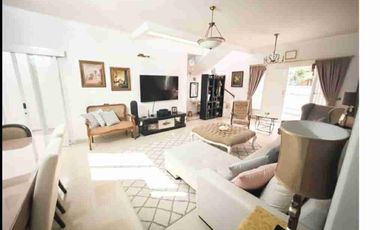 di jual rumah cantik di hook