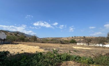 VENDO TERRENO EN PORTOVIEJO, VIA PORTOVIEJO - MANTA