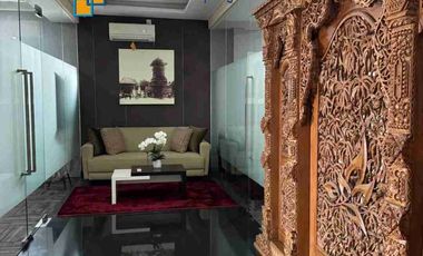 Dijual Bangunan Kantor 3 Lantai Dijalan Raya Anggrek Loka BSD Full Furnished, Vn