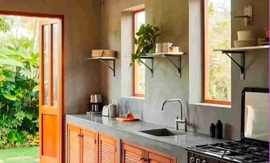 Dijual Rumah bisa buat usaha dan Kantor dengan akses jalan 2 mobil pembayaran bisa KPR