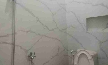 Dijual Rumah bisa buat usaha dan Kantor dengan akses jalan 2 mobil pembayaran bisa KPR