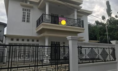 DIJUAL RUMAH MEWAH JALAN NAWAWI BATURAJA OKU
