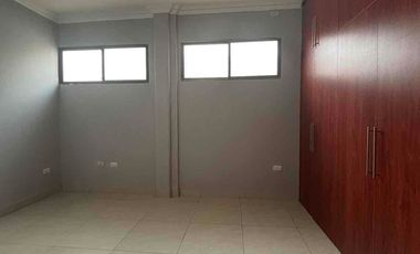 Departamento en Ciudadela Cumbres de los Ceibos de 3 Habitaciones