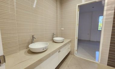 House and Lot For Sale in Ayala Alabang Village, Muntinlupa City