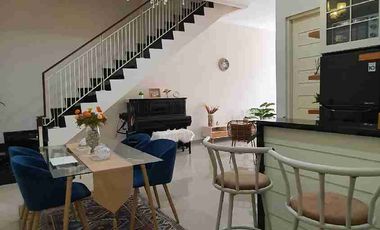 TER MURAH RUMAH RUNGKUT SEMI FURNISH Strategis Dekat Tol & Raya Merr