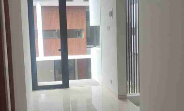 Sewa Rumah Mewah Baru Telaga Bodas