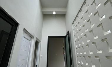 Rumah dijual Murah 2 Lantai, Baru, Jatimakmur, Bekasi dekat LRT Jatibening