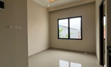 Rumah dijual Murah 2 Lantai, Baru, Jatimakmur, Bekasi dekat LRT Jatibening