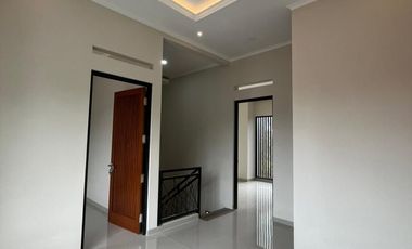 Rumah dijual Murah 2 Lantai, Baru, Jatimakmur, Bekasi dekat LRT Jatibening