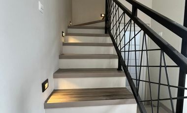 Rumah dijual Murah 2 Lantai, Baru, Jatimakmur, Bekasi dekat LRT Jatibening