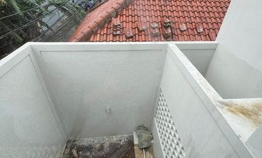 Rumah dijual Murah 2 Lantai, Baru, Jatimakmur, Bekasi dekat LRT Jatibening