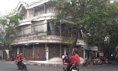 Shophouse on Jl. Usman Sabar, Gresik, Strategically Located at the Main Road