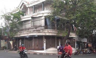 Shophouse on Jl. Usman Sabar, Gresik, Strategically Located at the Main Road
